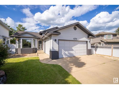 6216 152c Ave Nw, Edmonton, AB, T5A4V7 | Card Image