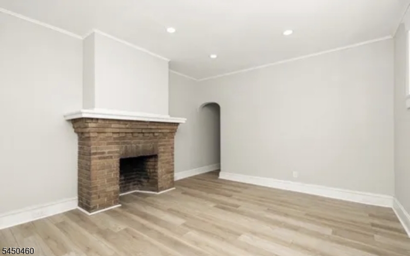 Residential Lease in Trenton City 3