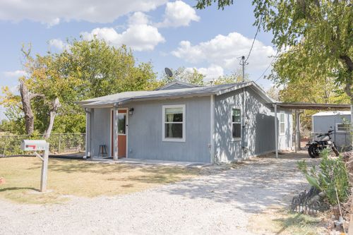 1206 Se 9th St, Mineral Wells, TX, 76067-6653 | Card Image
