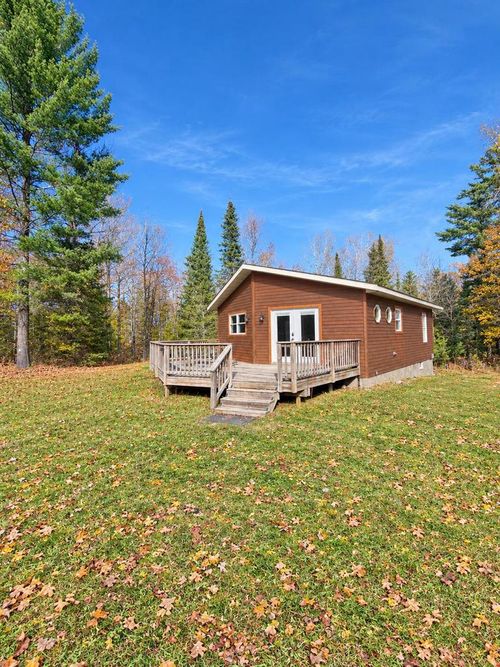 7093 Woodland Dr, Star Lake, WI, 54561-9719 | Card Image