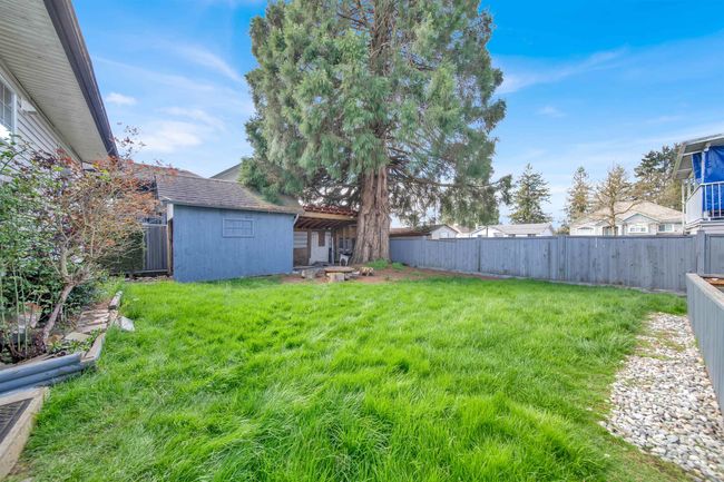13822 92 A Ave, House other with 10 bedrooms, 6 bathrooms and 8 parking in Surrey BC | Image 19