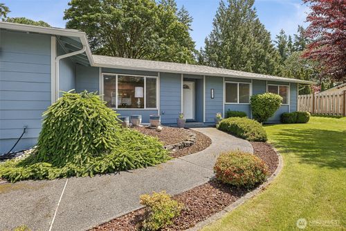 8851 81st Ave Sw, Lakewood, WA, 98498-5901 | Card Image