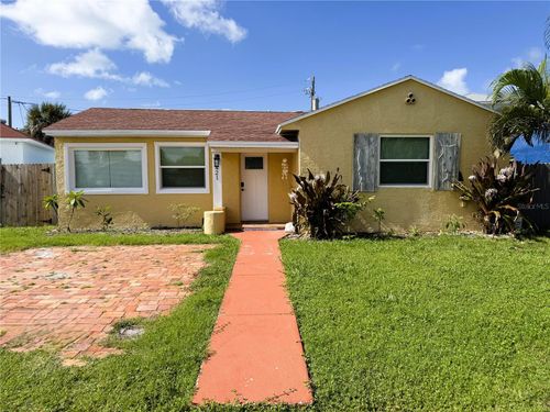 421 Virginia Ave, MADEIRA BEACH, FL, 33708-2307 | Card Image