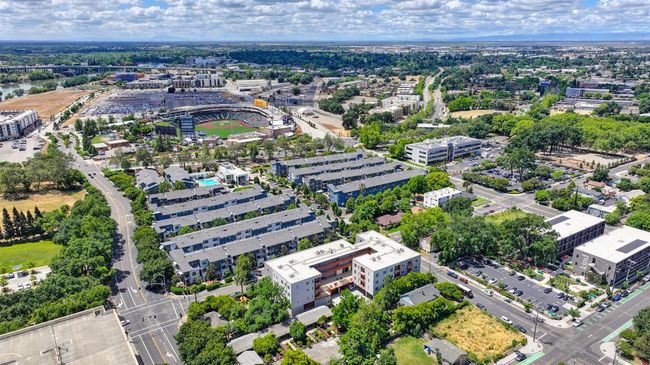 UNIT-210 - 330 G St, Condo with 2 bedrooms, 2 bathrooms and null parking in West Sacramento CA | Image 37