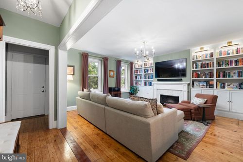 402 Leverington Ave, PHILADELPHIA, PA, 19128-3312 | Card Image