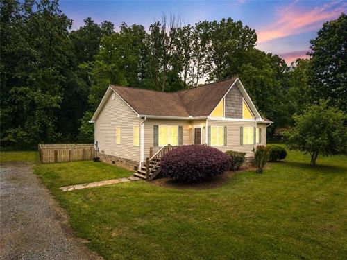 315 Cartecay River Run, Ellijay, GA, 30536-8936 | Card Image