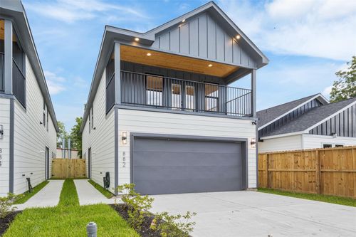 882 Prosper St, Houston, TX, 77088-6366 | Card Image