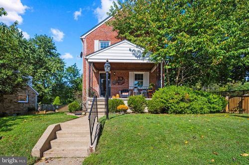 2 Park Dr, BALTIMORE, MD, 21228-5051 | Card Image