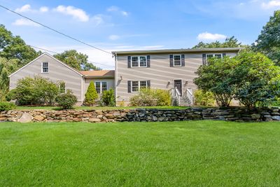 32 Lakewood Drive, House other with 3 bedrooms, 2 bathrooms and null parking in Madison CT | Image 1