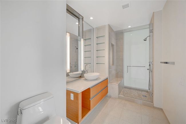 UNIT-1412 - 3722 Las Vegas Blvd S, Condo with 1 bedrooms, 1 bathrooms and null parking in Las Vegas NV | Image 25