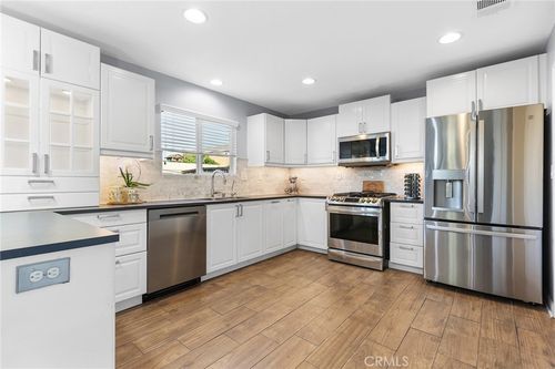 33956 Petunia St, Murrieta, CA, 92563 | Card Image