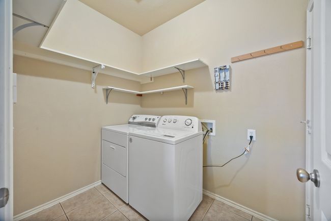 First floor laundry room | Image 28