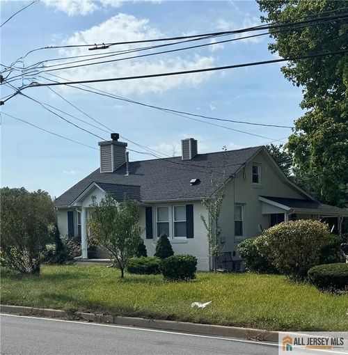 69 Dunhams Corner Rd, East Brunswick, NJ, 08816-3526 | Card Image