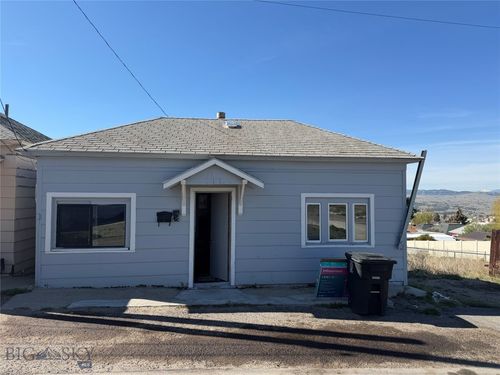 420 Virginia St, Butte, MT, 59701-8822 | Card Image
