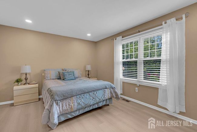 51 Sturbridge Dr, House other with 5 bedrooms, 4 bathrooms and null parking in Piscataway NJ | Image 39