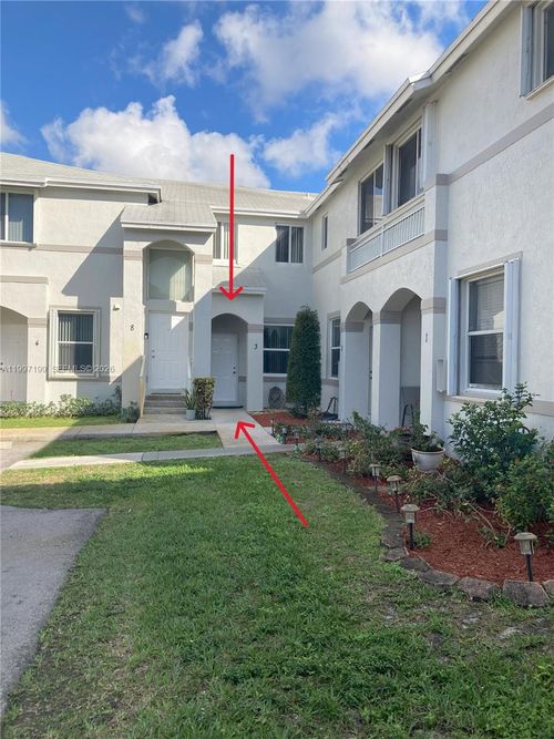 apt-3-870 Ne 212th Ter, Miami, FL, 33179-1371 | Card Image