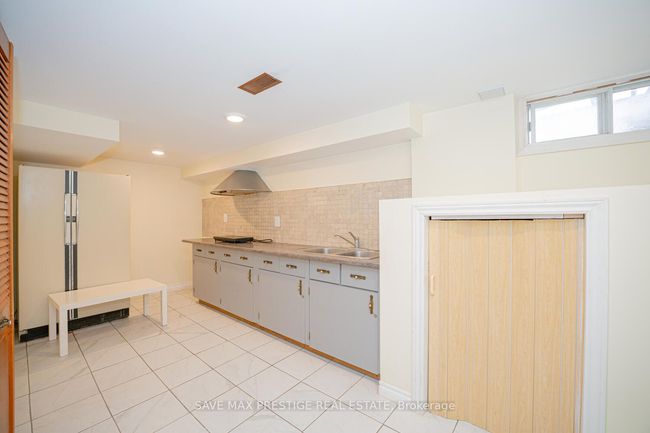 84 Wimbleton Cres, House other with 5 bedrooms, 3 bathrooms and 2 parking in Kitchener ON | Image 34