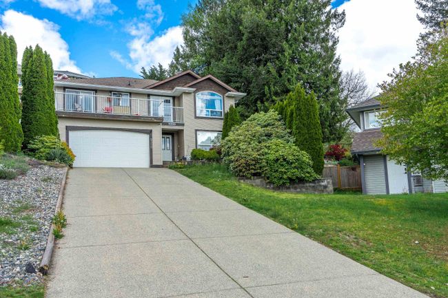 8350 Peacock Place, House other with 4 bedrooms, 3 bathrooms and 6 parking in Mission BC | Image 1