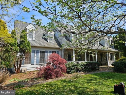 22301 Flintridge Dr, Brookeville, MD, 20833-1238 | Card Image