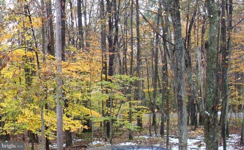 604/605 Wagner Way, Pocono Lake, PA, 18347 | Card Image