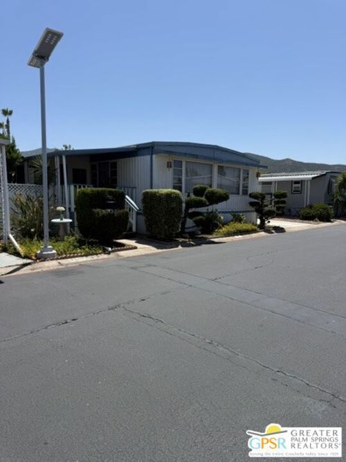 space-51-8301 Mission Gorge Rd, Santee, CA, 92071-3538 | Card Image
