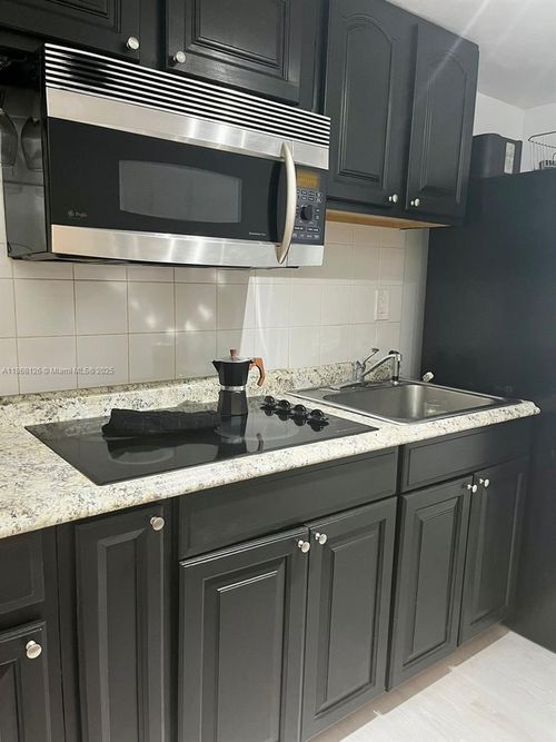 apt-1402-18071 Biscayne Blvd, Aventura, FL, 33160-2512 | Card Image
