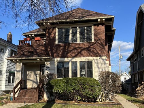 3926-3924 N Maryland Avenue, Shorewood, WI, 53211 | Card Image