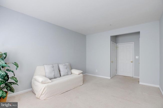 UNIT-208 - 20804 Noble Ter, Condo with 2 bedrooms, 2 bathrooms and null parking in STERLING VA | Image 20