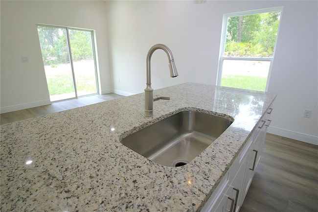 09. Kitchen | Image 8