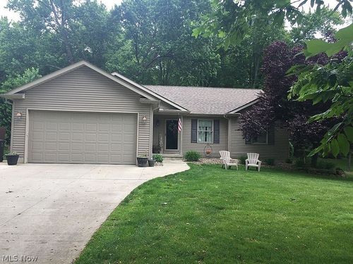 732 Silvercrest Road, Wadsworth, OH, 44281 | Card Image