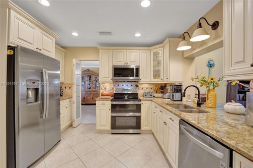 230 Se 4th St, Dania Beach, FL, 33004-4134 | Card Image