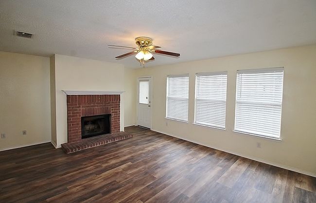 2415 Mallory Ln, House other with 4 bedrooms, 3 bathrooms and null parking in Lancaster TX | Image 18