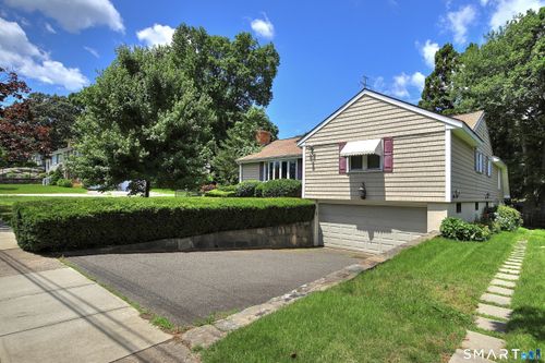 240 Quenby Pl, Stratford, CT, 06614-1835 | Card Image