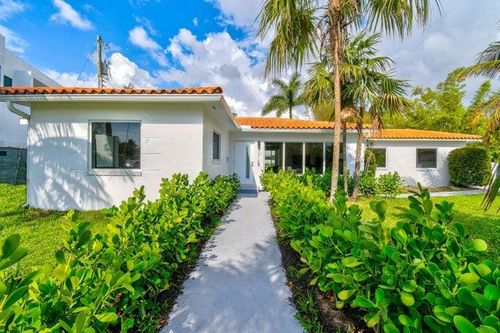 3415 N Flagler Dr, West Palm Beach, FL, 33407-4917 | Card Image