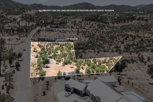 10000 Tilton Mine Rd, Redding, CA, 96001-8709 | Card Image