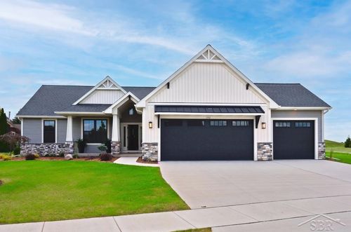 192 Queens Creek Dr W, Frankenmuth, MI, 48734 | Card Image