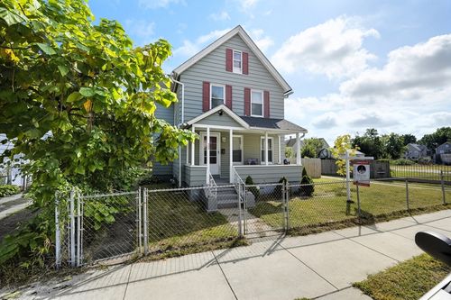 307 Oakland St, Springfield, MA, 01108-1361 | Card Image