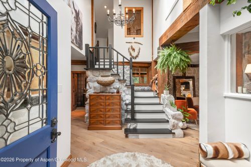 225 Solar Way, Aspen, CO, 81611-9623 | Card Image