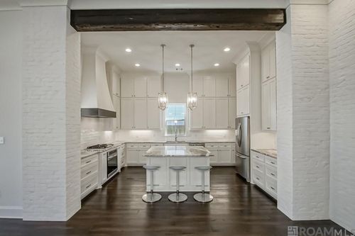 1647 Rose Glen Ln, Baton Rouge, LA, 70810-7882 | Card Image