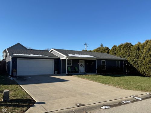 903 S Creek Dr E, Greensburg, IN, 47240-2928 | Card Image