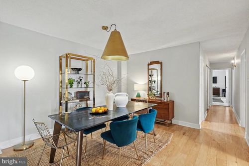 apt-615-5300 Holmes Run Pkwy, ALEXANDRIA, VA, 22304-2878 | Card Image