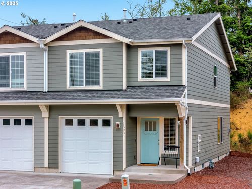 1593 Se Honeysuckle Loop, Warrenton, OR, 97146-7386 | Card Image