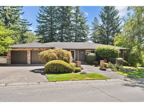 32 Independence Ave, Lake Oswego, OR, 97035-1434 | Card Image