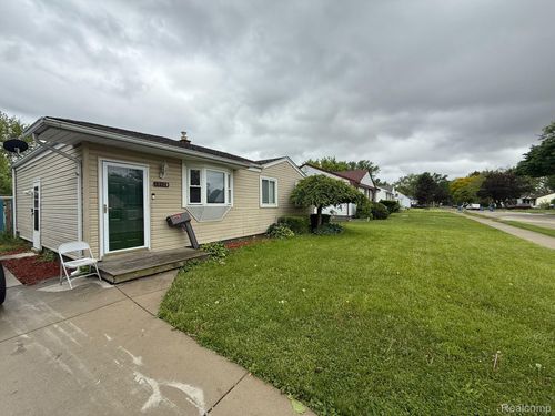 13420 Couwlier Ave, Warren, MI, 48089-3367 | Card Image