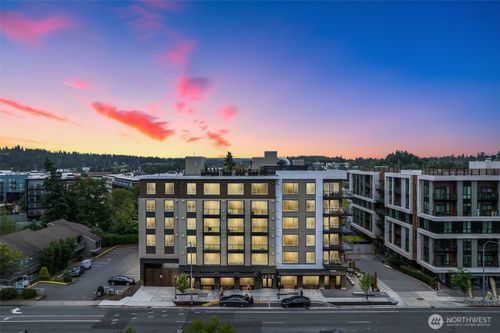 216-11903 Ne 128th St, Kirkland, WA, 98034-7209 | Card Image