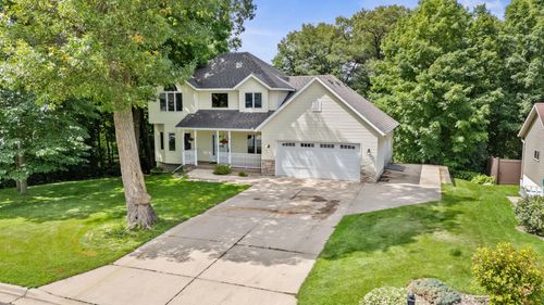 541 Woodland Trl, Medford, MN, 55049-8207 | Card Image