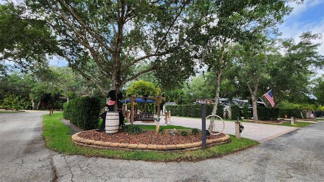 371 Bob Cat Ln, Home with 0 bedrooms, 0 bathrooms and null parking in RIVER RANCH FL | Image 4