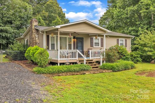 2729 Horseford Rd, Lenoir, NC, 28645-8642 | Card Image