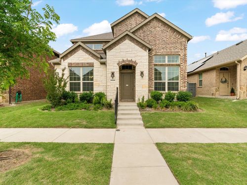 6020 Paddock Ln, Aubrey, TX, 76227-3393 | Card Image