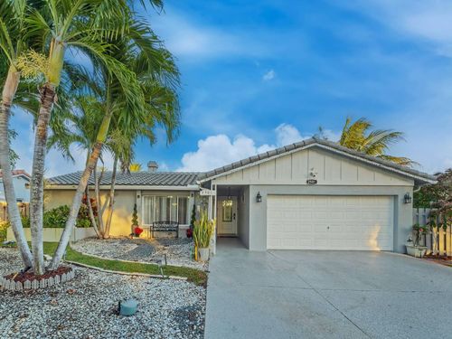 2501 Nw 98th Way, Coral Springs, FL, 33065-4959 | Card Image